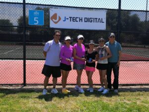 Women doubles winners